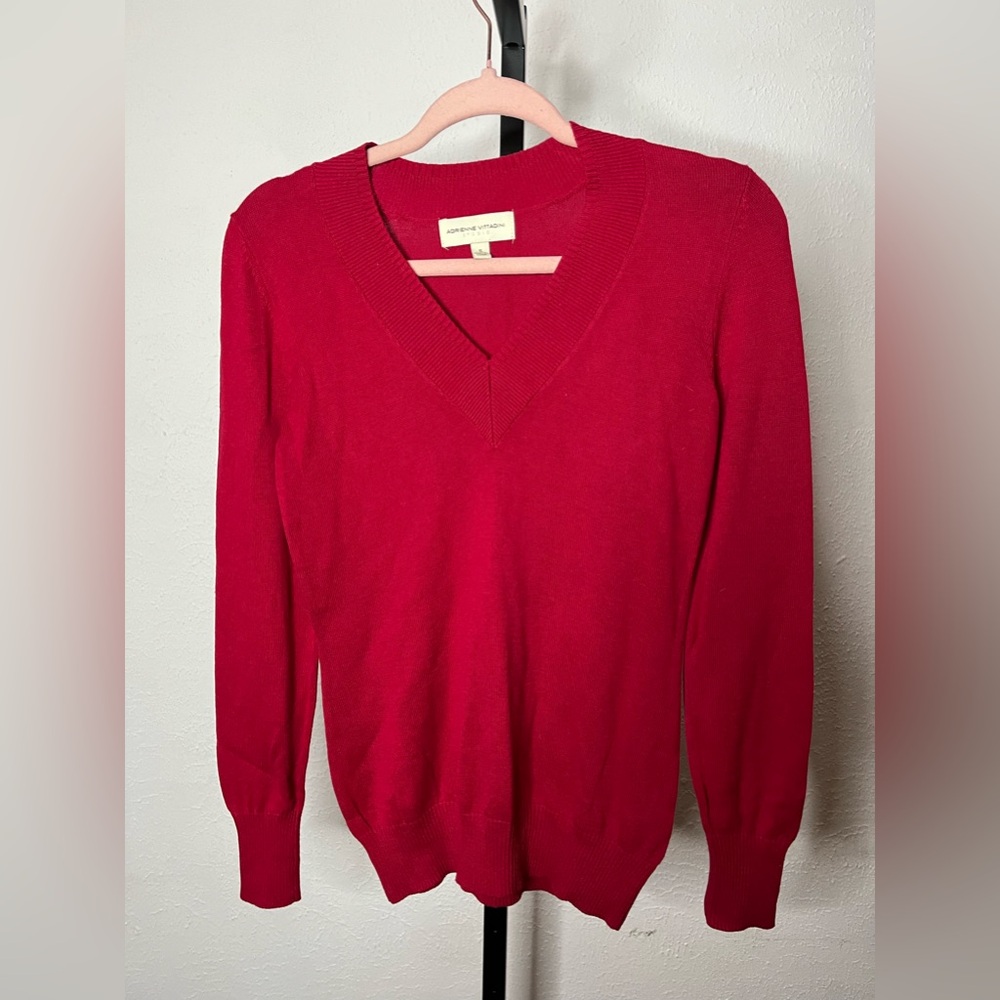 Adrienne Vittadini Red V-Neck Sweater Size Small